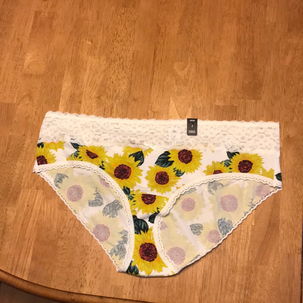 NEW TORRID Yellow Sunflower Hipster Panties